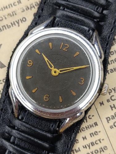 Raro antico orologio sovietico - raro,